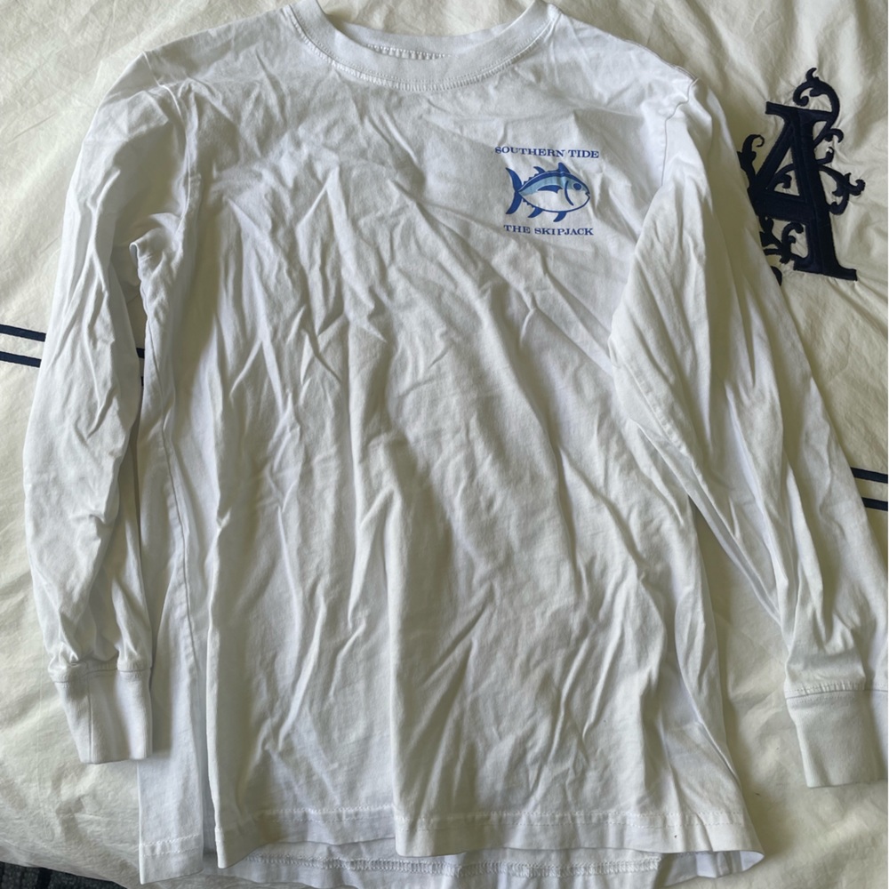 Southern Tide. Size medium